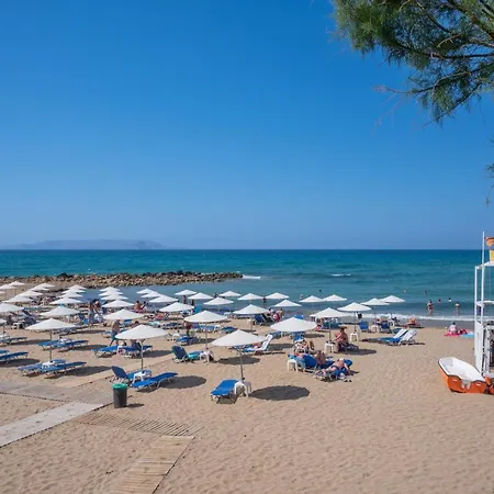 H Experience Seaside Luxury Boutique *